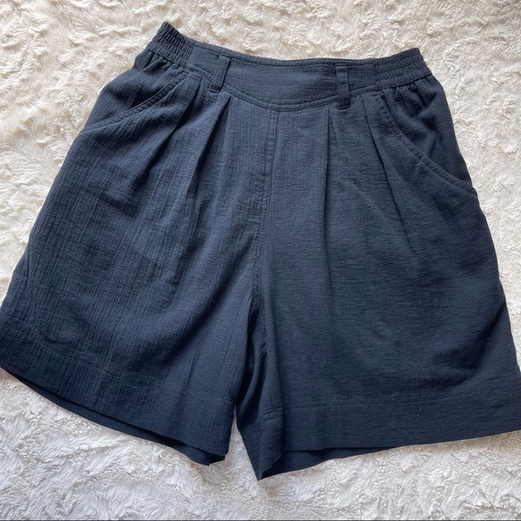 Vintage 90s black cotton gauze pleat front longline pull-on mom shorts LizWear S - Picture 5 of 17